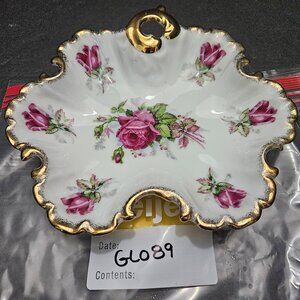 VINTAGE LEAF SHAPE PORCELAIN ROSE-PAINTED DISH 8 1/2" ACROSS